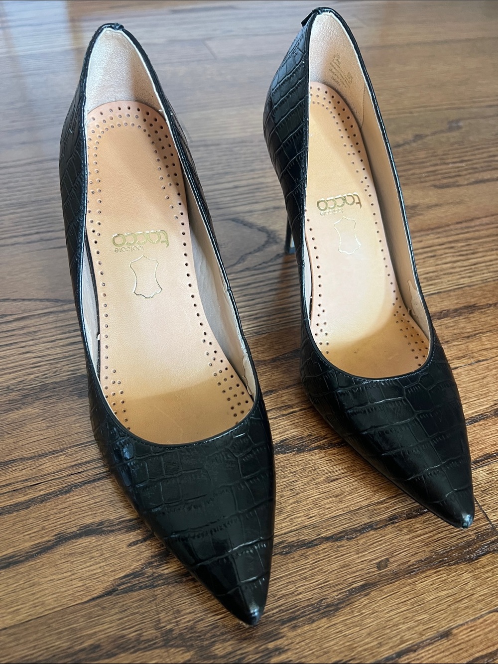 Sam Edelman Black Pointed Toe Croc-Embossed Pumps - Picture 4 of 6